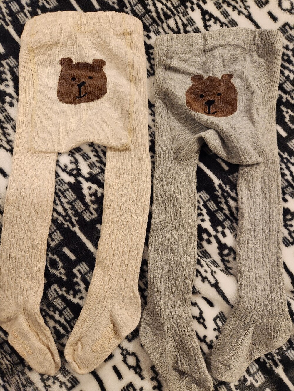 Baby GAP Bear-Embroidered Knitted Girl's Tights - Cream and Gray, Size 18-24M